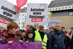 Demo gegen den AFD-Parteitag in Koeln